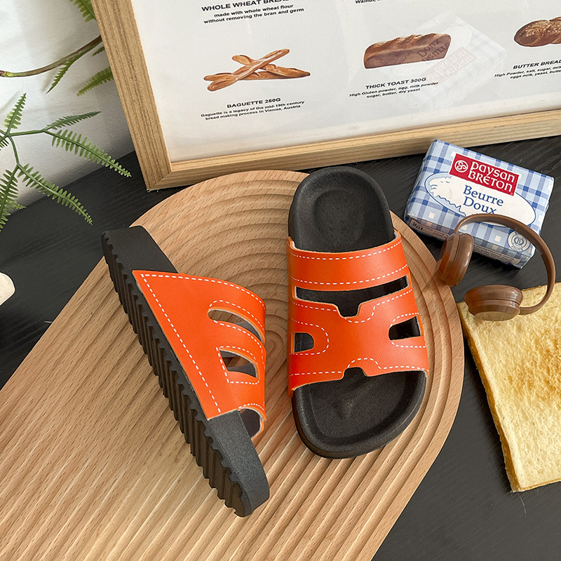 شباشب أطفال جديدة 2026 بتصميم  - مراجعة Kids Indoor Outdoor Slippers وسعره