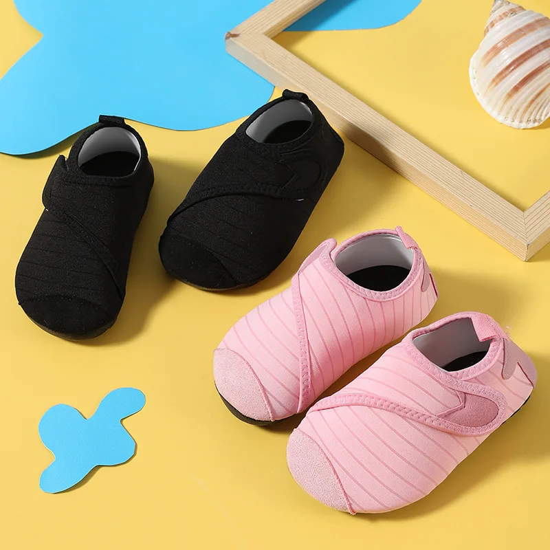 الأطفال أحذية الشاطئ الفتيان ا - مراجعة Kids Indoor Outdoor Slippers وسعره