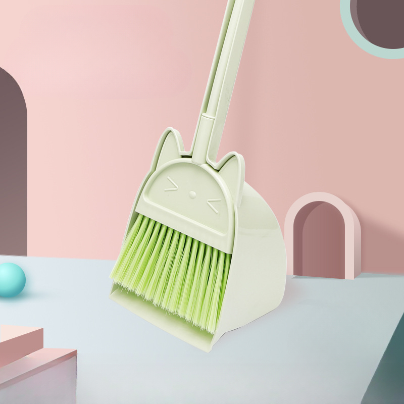 مكنسة الأطفال الصغيرة ومجرفة ا - مراجعة Kids Outdoor Broom وسعره