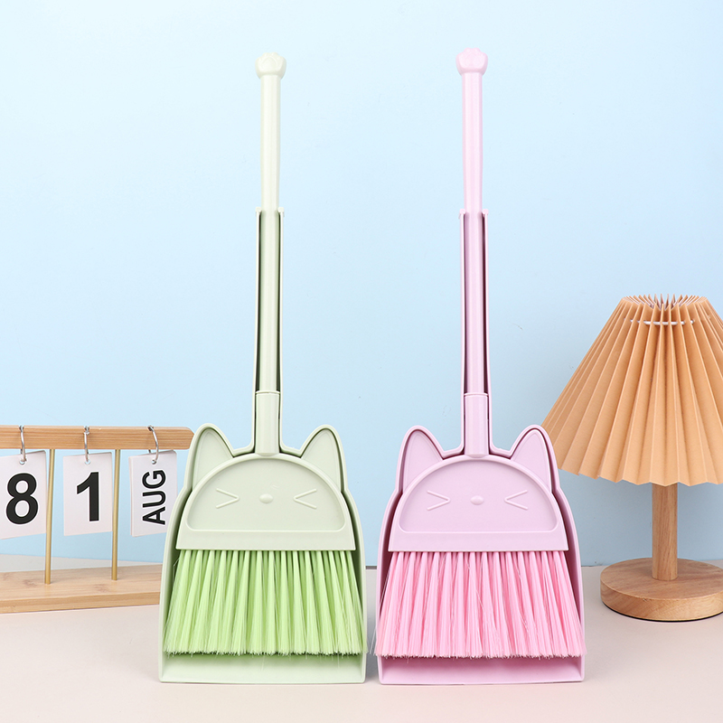 مجرفة مكنسة للأطفال على الطراز - مراجعة Kids Outdoor Broom وسعره